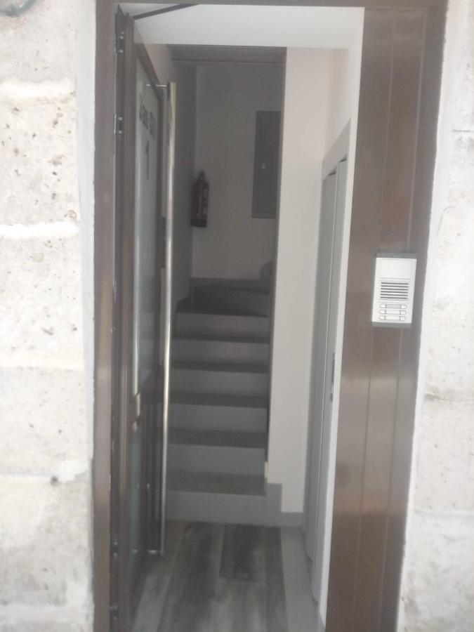 Estudio En Casco Antiguo De Apartamento Burgo
