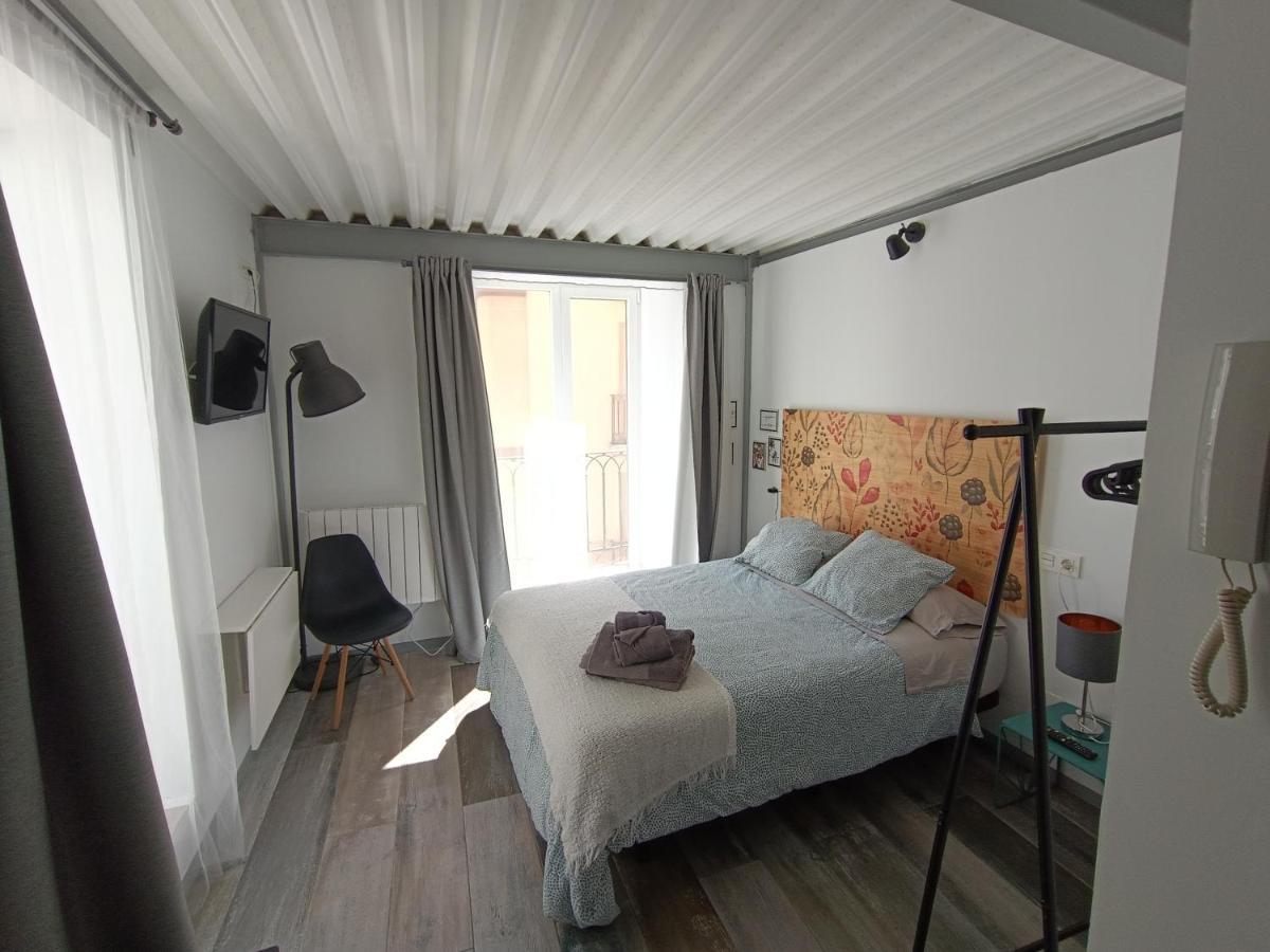 Apartamento Estudio En Casco Antiguo De *